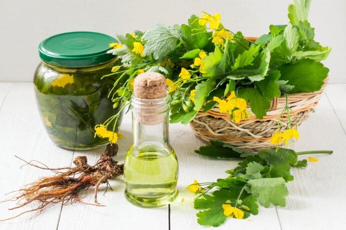 Folk Heilmittel baséiert op Celandine fir Warzen